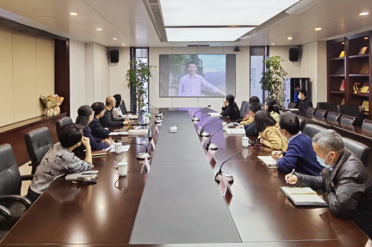 图片链接：市局举行仪式欢送楼宏基、袁渊两位同志